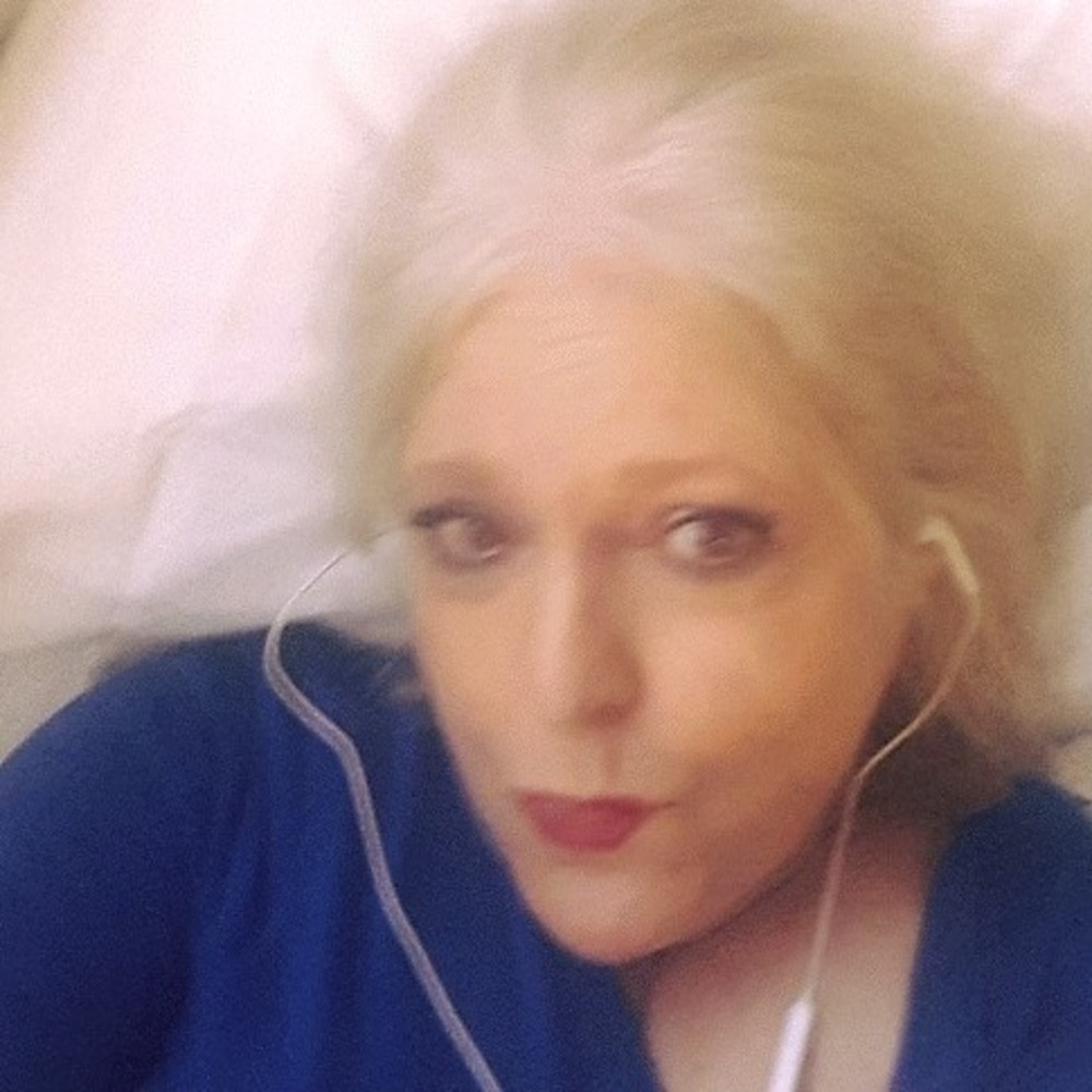 Meet your Posher, Dolly